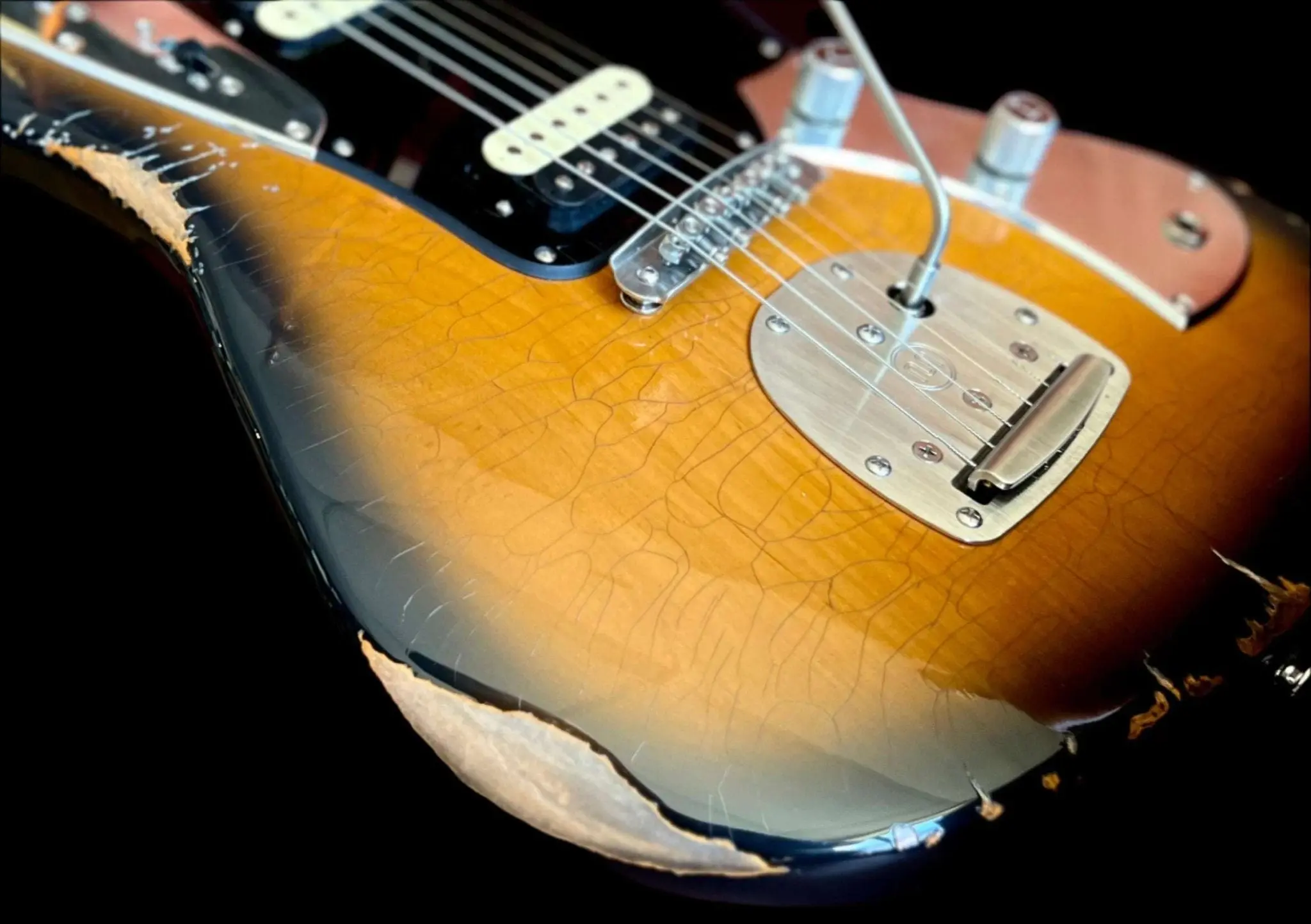Valiant Jupiter Sunburst Distressed Mastery - With Stainless Steel Frets Upgrade - Ultimate Luxury Hand Crafted Electic Guitar - Image 18