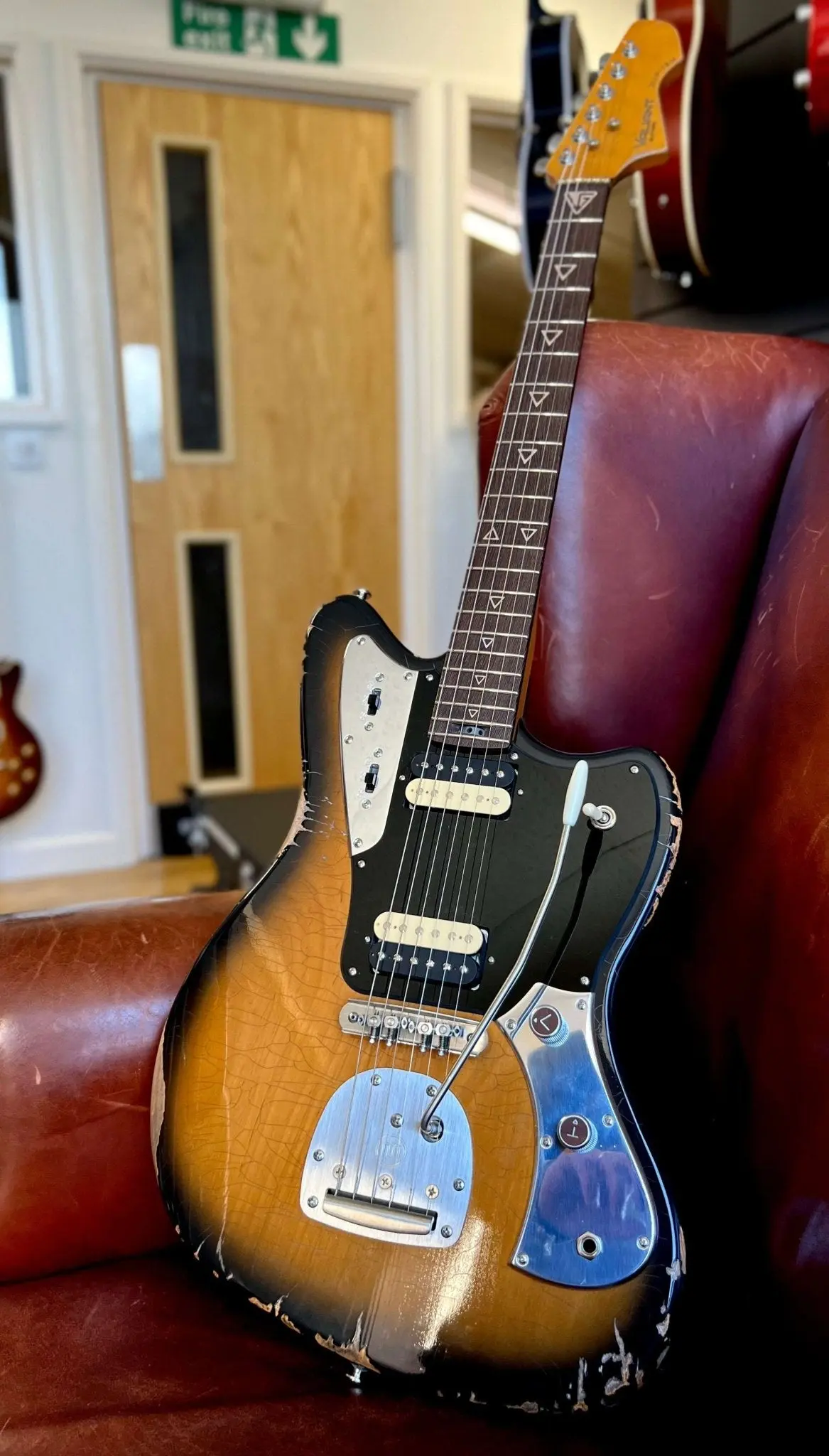 Valiant Jupiter Sunburst Distressed Mastery - With Stainless Steel Frets Upgrade - Ultimate Luxury Hand Crafted Electic Guitar - Image 23