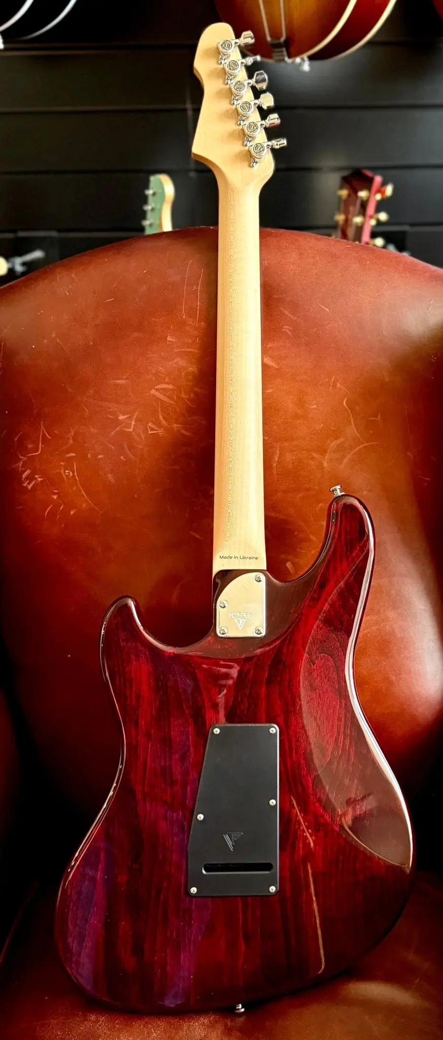 Valiant Mercury Burgundy Red w' 1 Piece Body & Stainless Steel Frets - Image 18