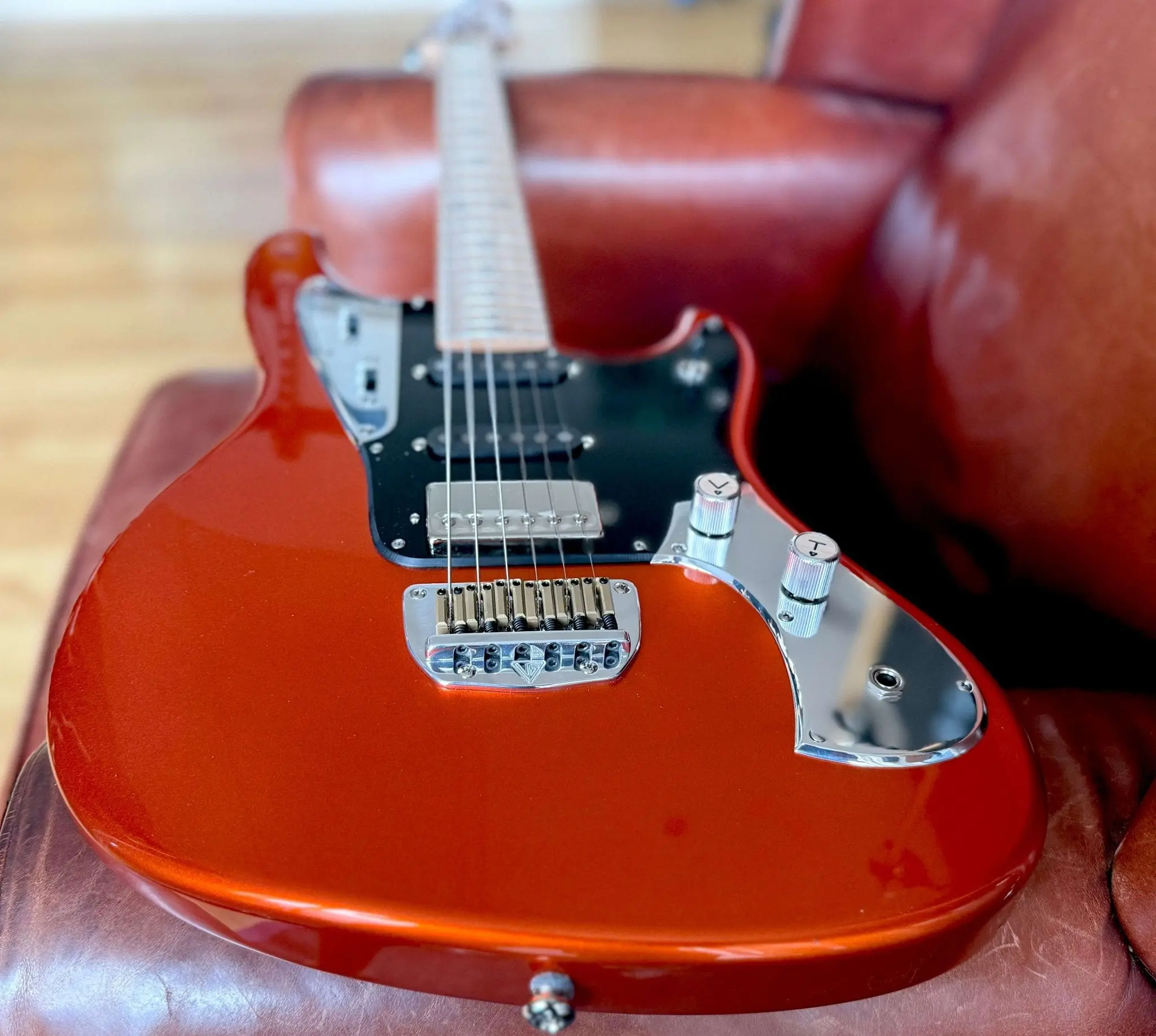 Valiant Mercury Copper With Stainless Steel Frets Upgdrade - Image 17