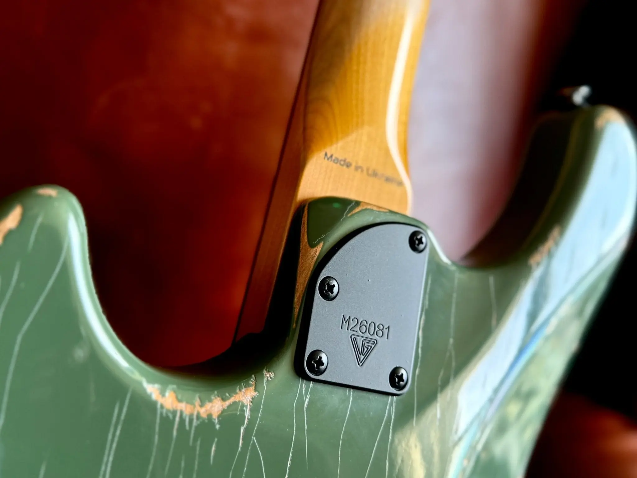 Valiant Olive Green Distressed "Extreme" w' Stainless Steel Frets - Image 8