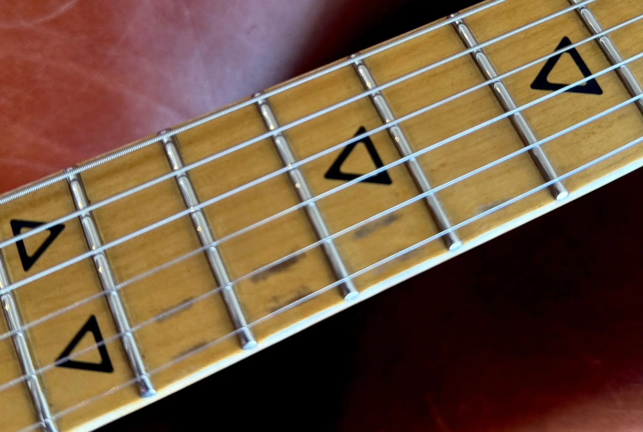 Valiant Soothsayer Distressed Purple W' Stainless Steel Fret Upgrade - Image 4