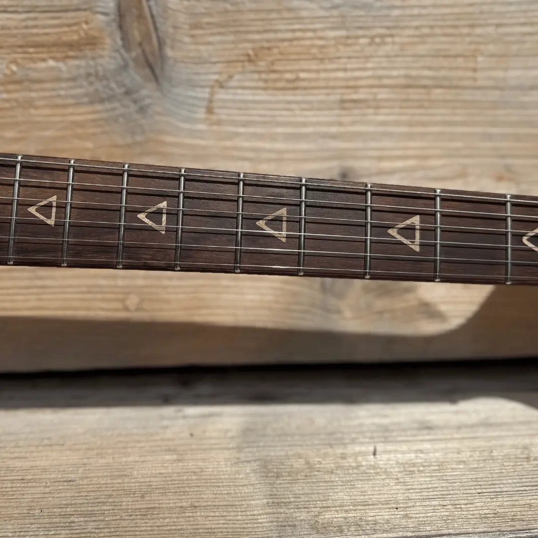 Valiant Soothsayer Distressed Vintage Burst W' Stainless Steel Fret Upgrade - Image 8