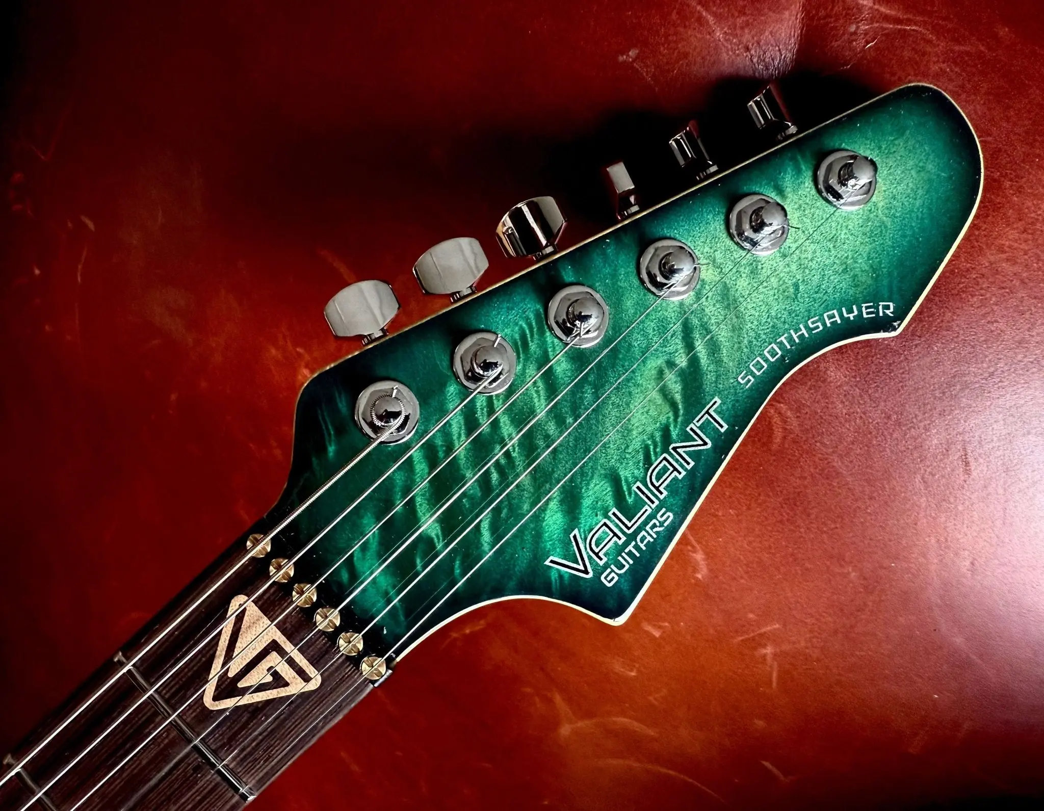 Valiant Soothsayer Malachite Alchemist P90 Custom With Stainless Steel Frets Upgrade - Image 16