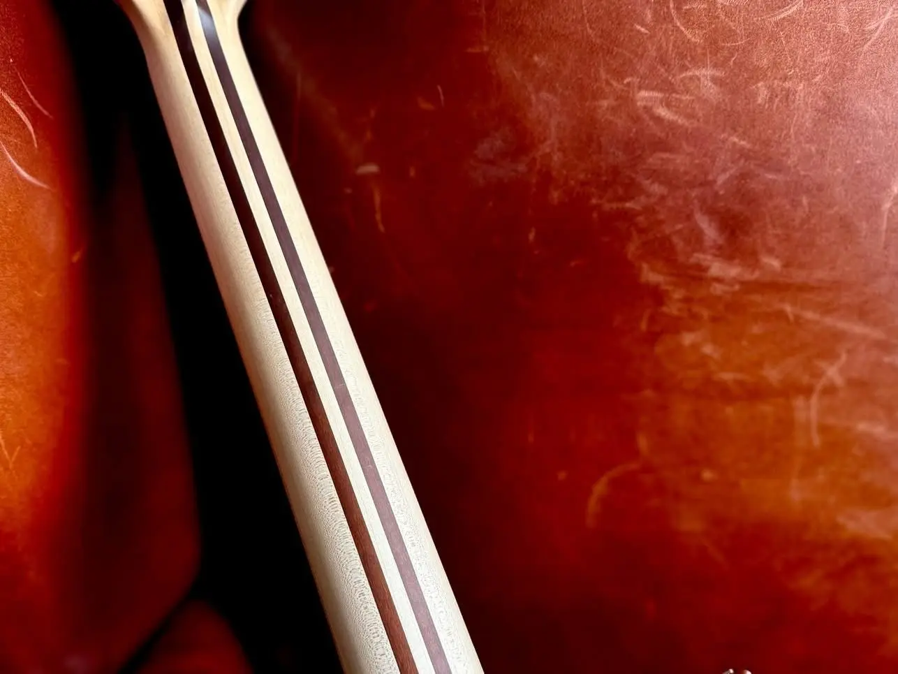 Valiant Soothsayer Malachite Alchemist Custom With Stainless Steel Frets Upgrade - Image 13
