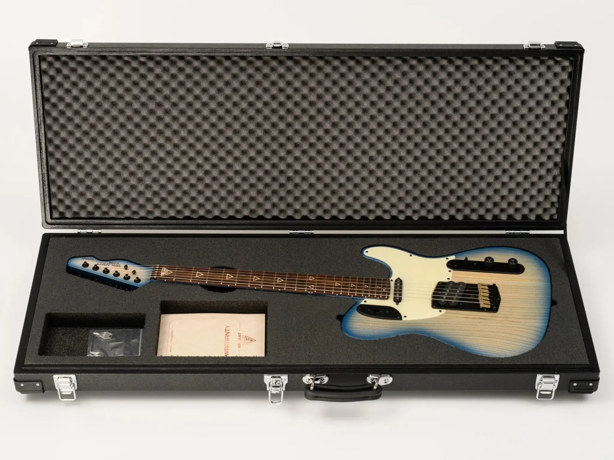 Valiant Titan Barhat Blue Pore Electric Guitar - Image 4