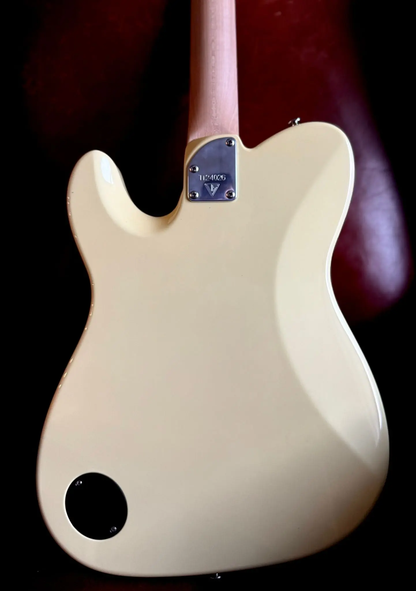 Valiant Titan Ginger Cream Gloss - Image 4