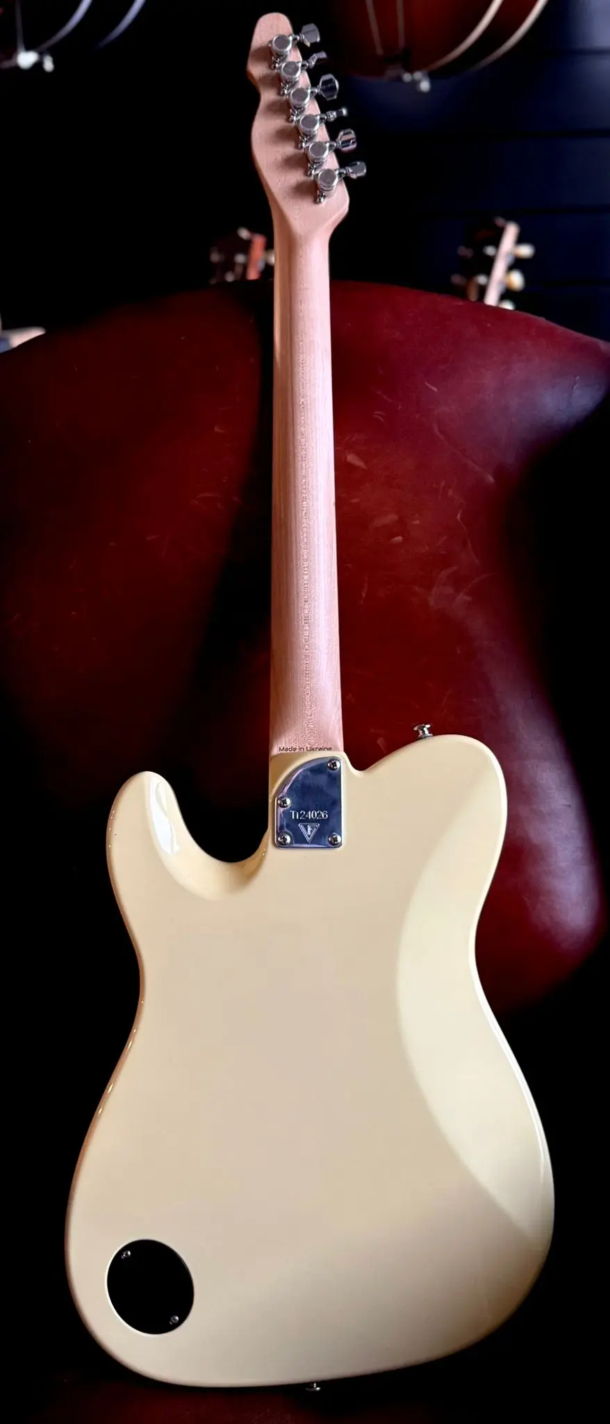 Valiant Titan Ginger Cream Gloss - Image 5