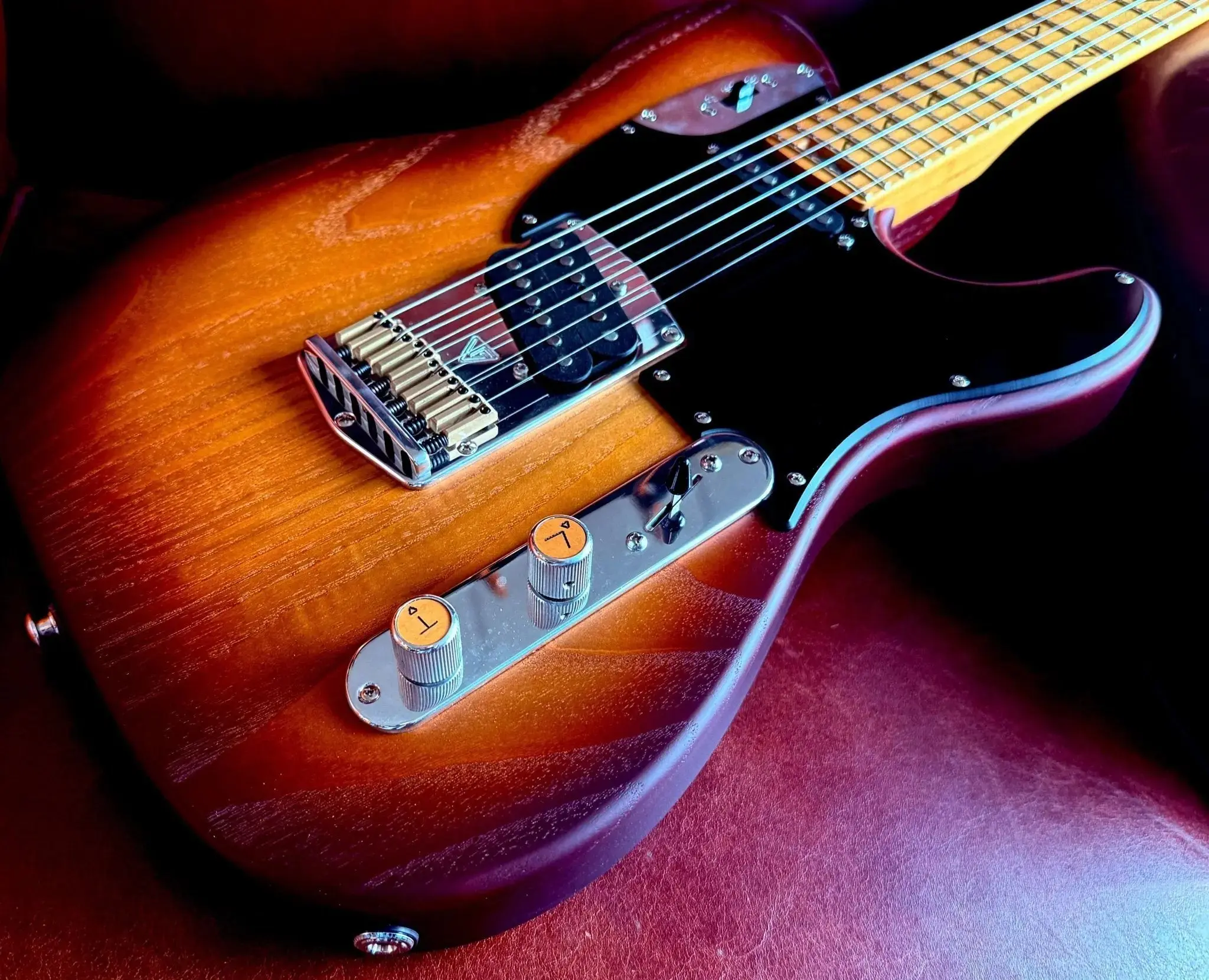 Valiant Titan Sunburst With Stainless Steel Frets Upgrade - Image 7
