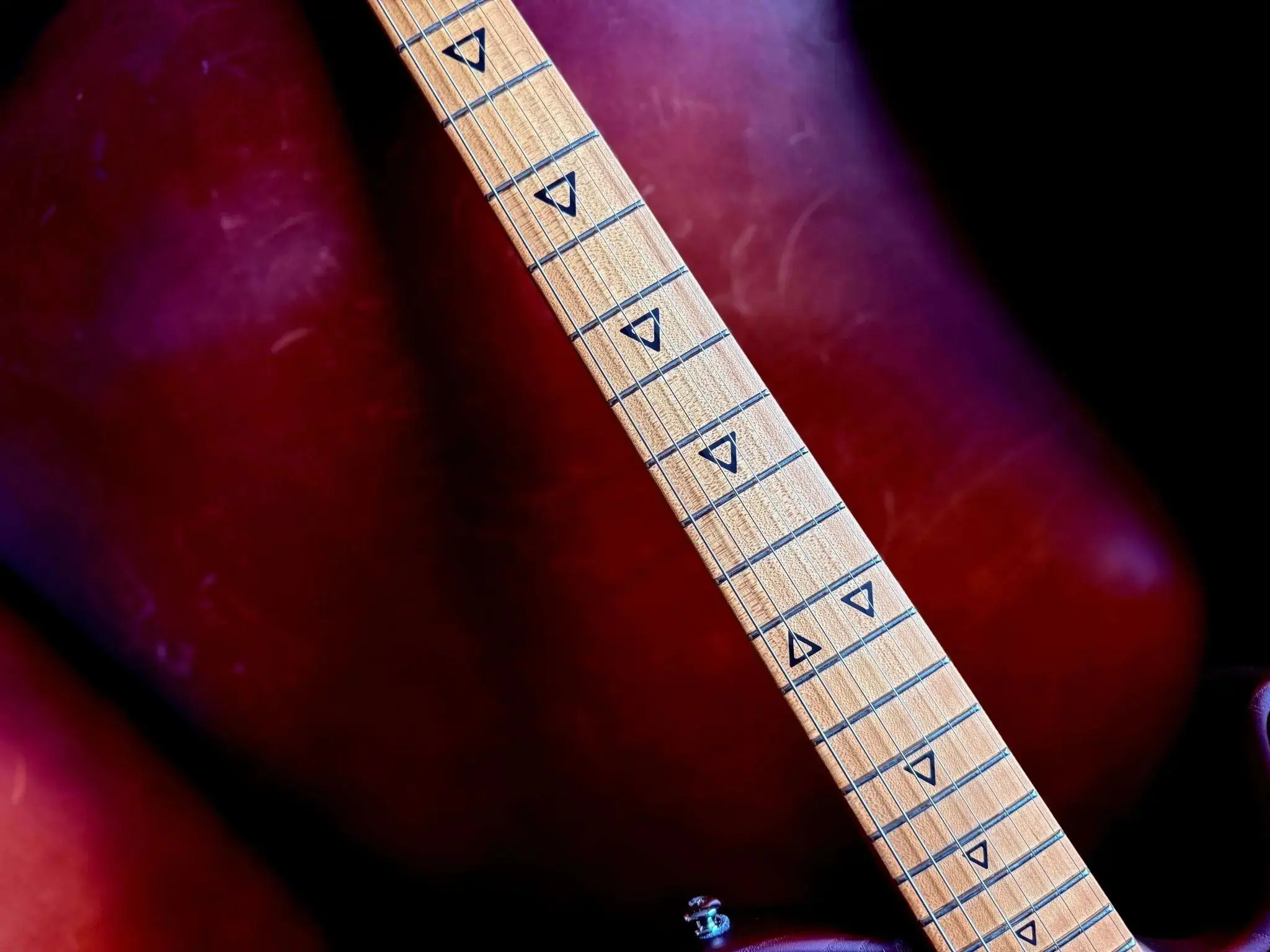 Valiant Titan Sunburst With Stainless Steel Frets Upgrade - Image 13