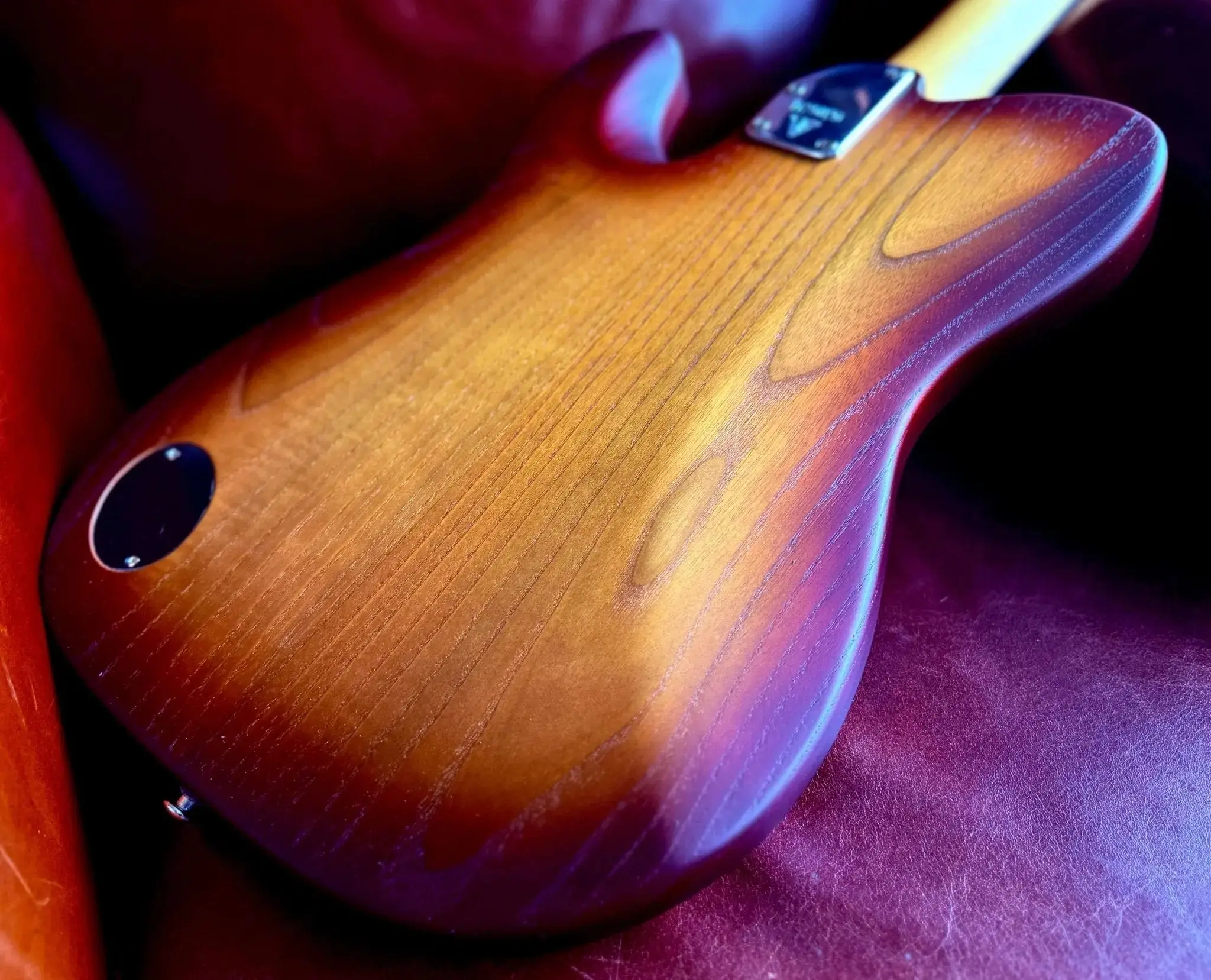 Valiant Titan Sunburst With Stainless Steel Frets Upgrade - Image 14