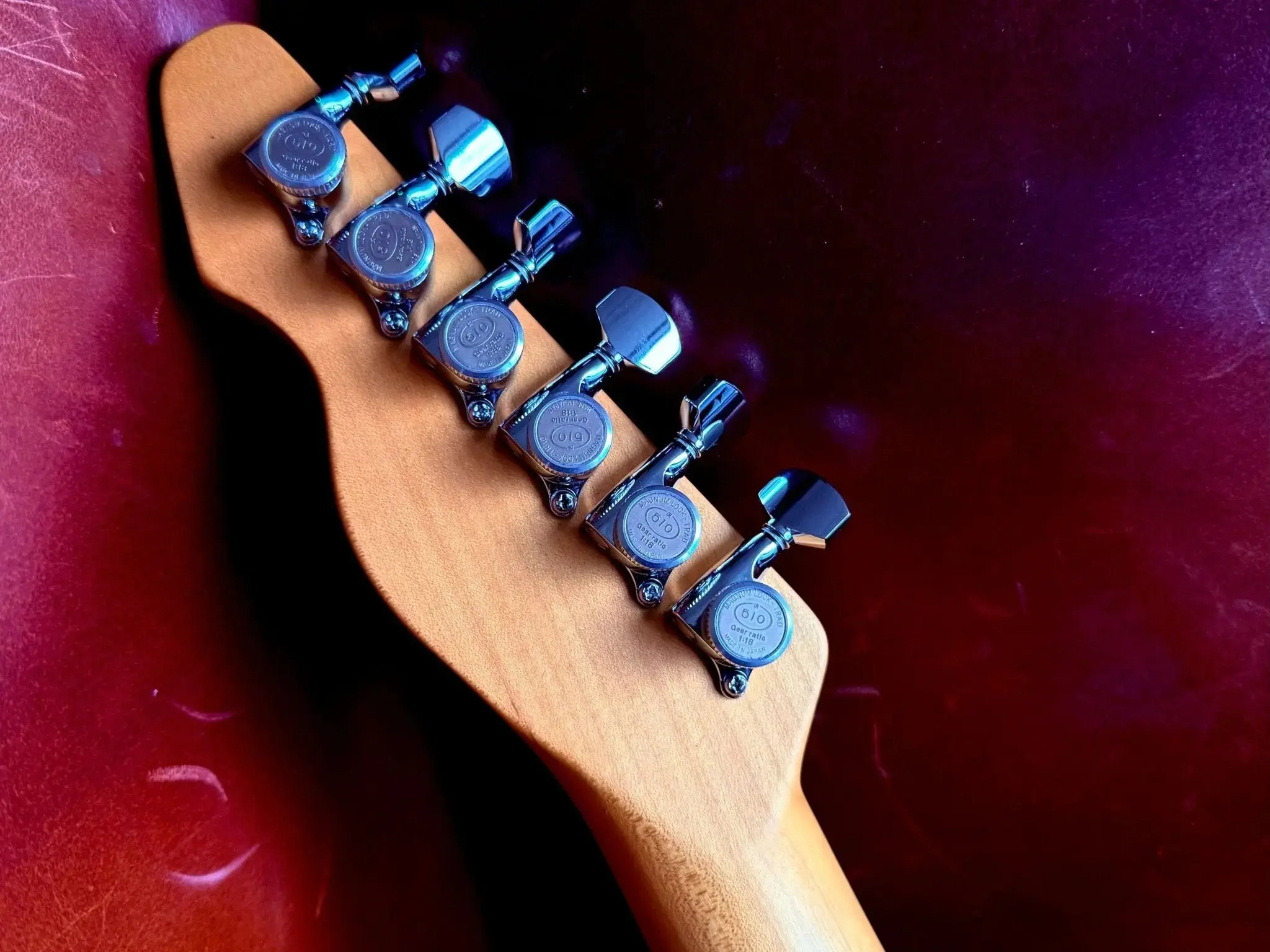 Valiant Titan Sunburst With Stainless Steel Frets Upgrade - Image 17
