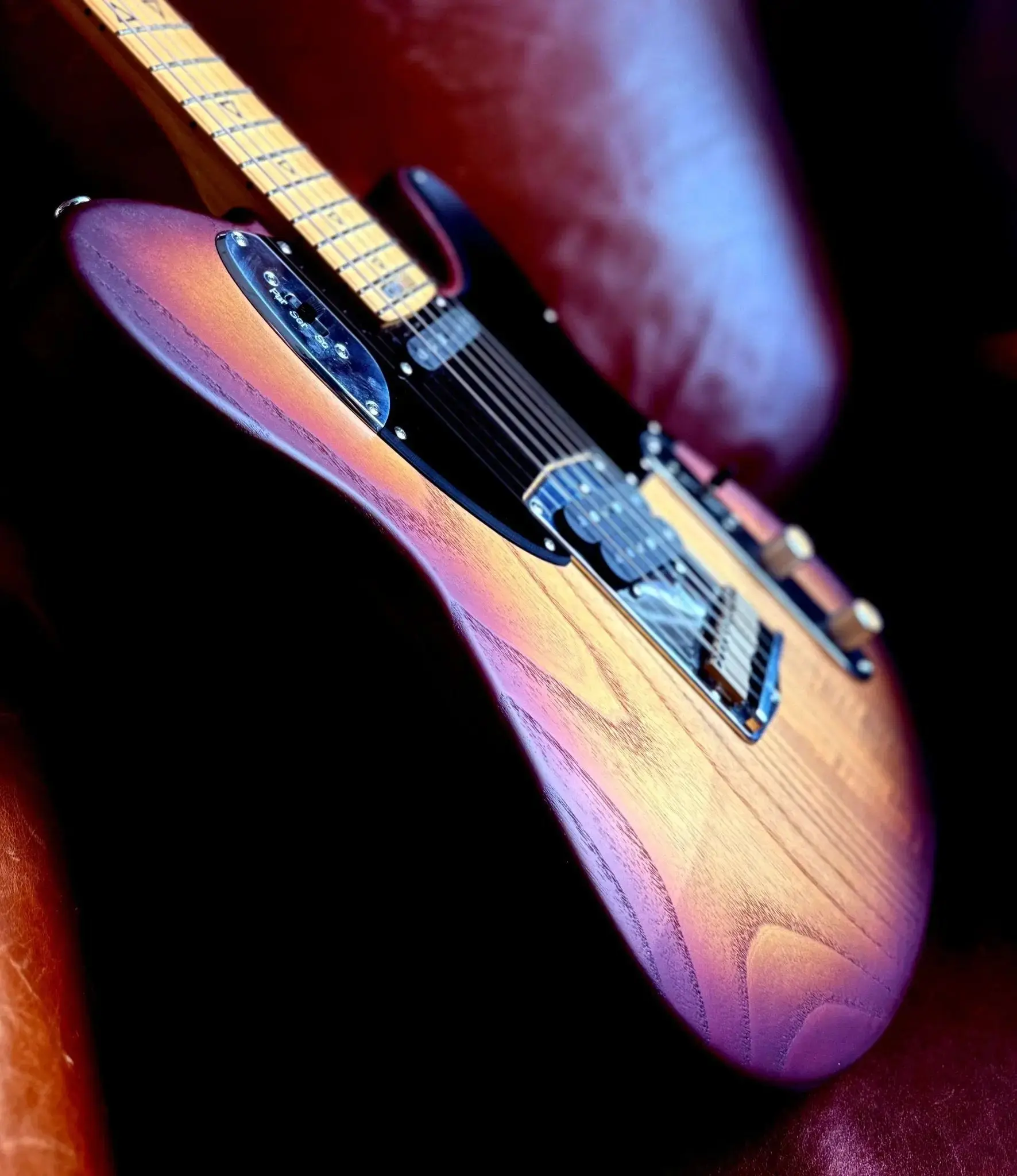 Valiant Titan Sunburst With Stainless Steel Frets Upgrade - Image 19