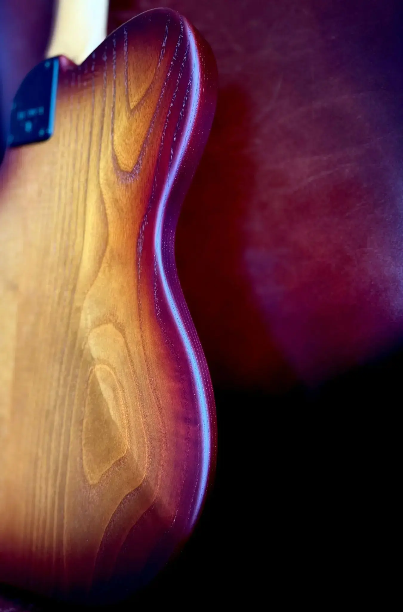Valiant Titan Sunburst With Stainless Steel Frets Upgrade - Image 30