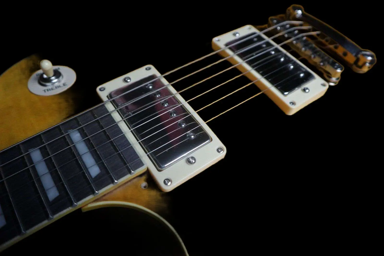 Vintage LV100MRPGM Left Hand Distressed 'Lemon Drop' with Distressed Finish - Image 2