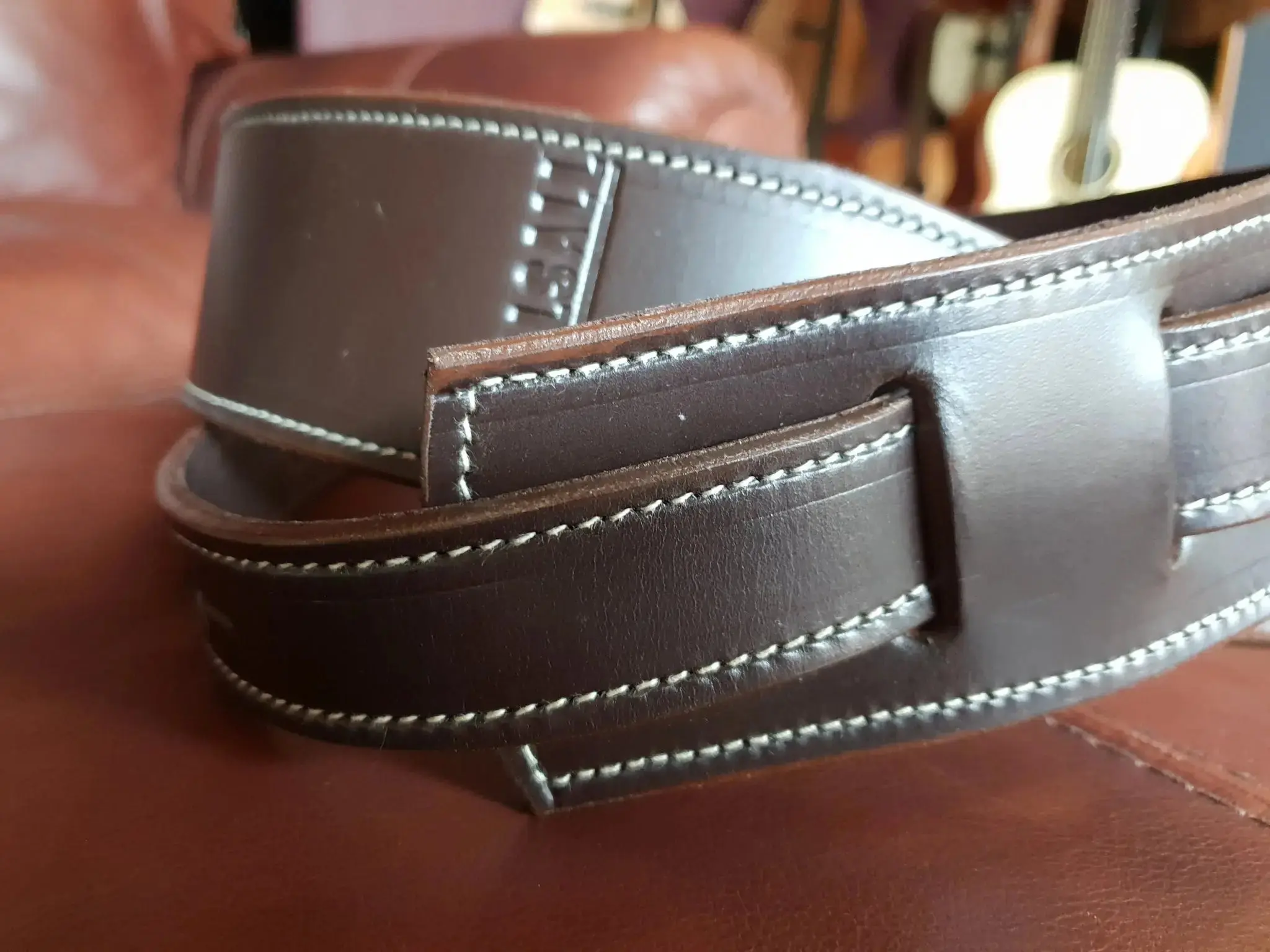 Walsall Hand Made Premium Padded Bridle Leather Guitar Strap - Image 12