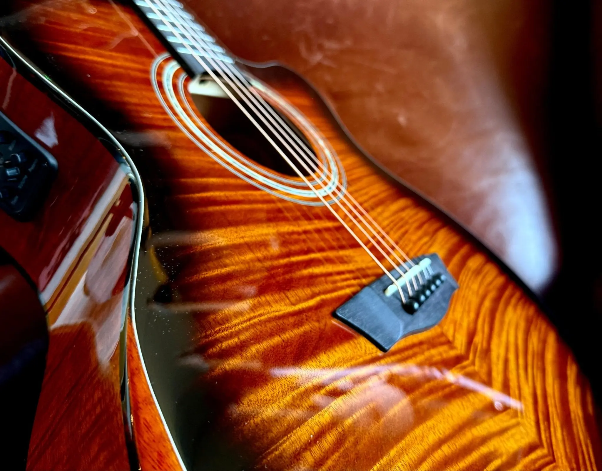 Washburm Comfort WCG12FCE Electro Acoustic Guitar w' £225 Custom Pro Setup Package Included - Image 25