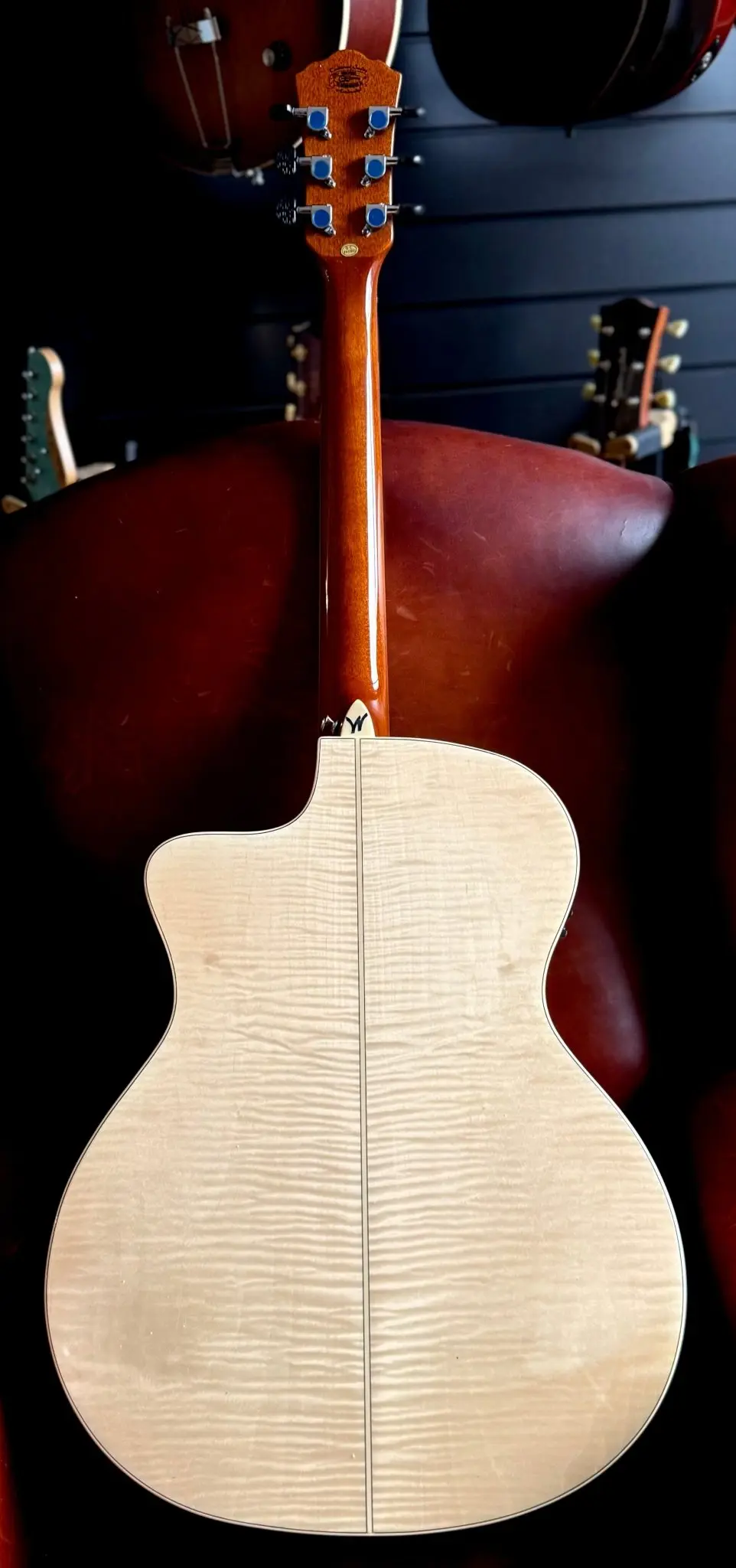 Washburn AG40CE Grand Auditorium - Natural Electro Acoustic Guitar w' £225 Custom Pro Setup Package Included - Image 3