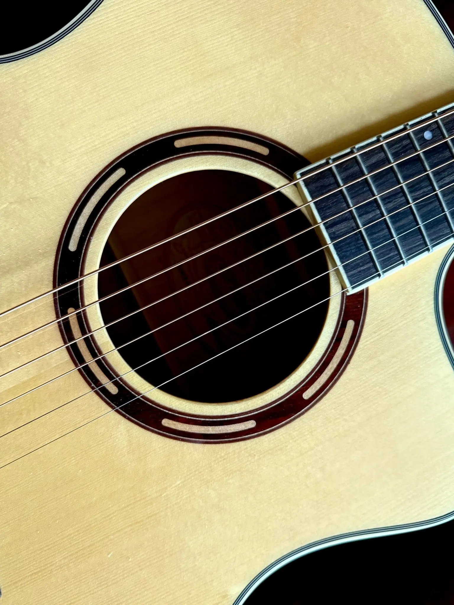 Washburn AG40CE Grand Auditorium - Natural Electro Acoustic Guitar w' £225 Custom Pro Setup Package Included - Image 8