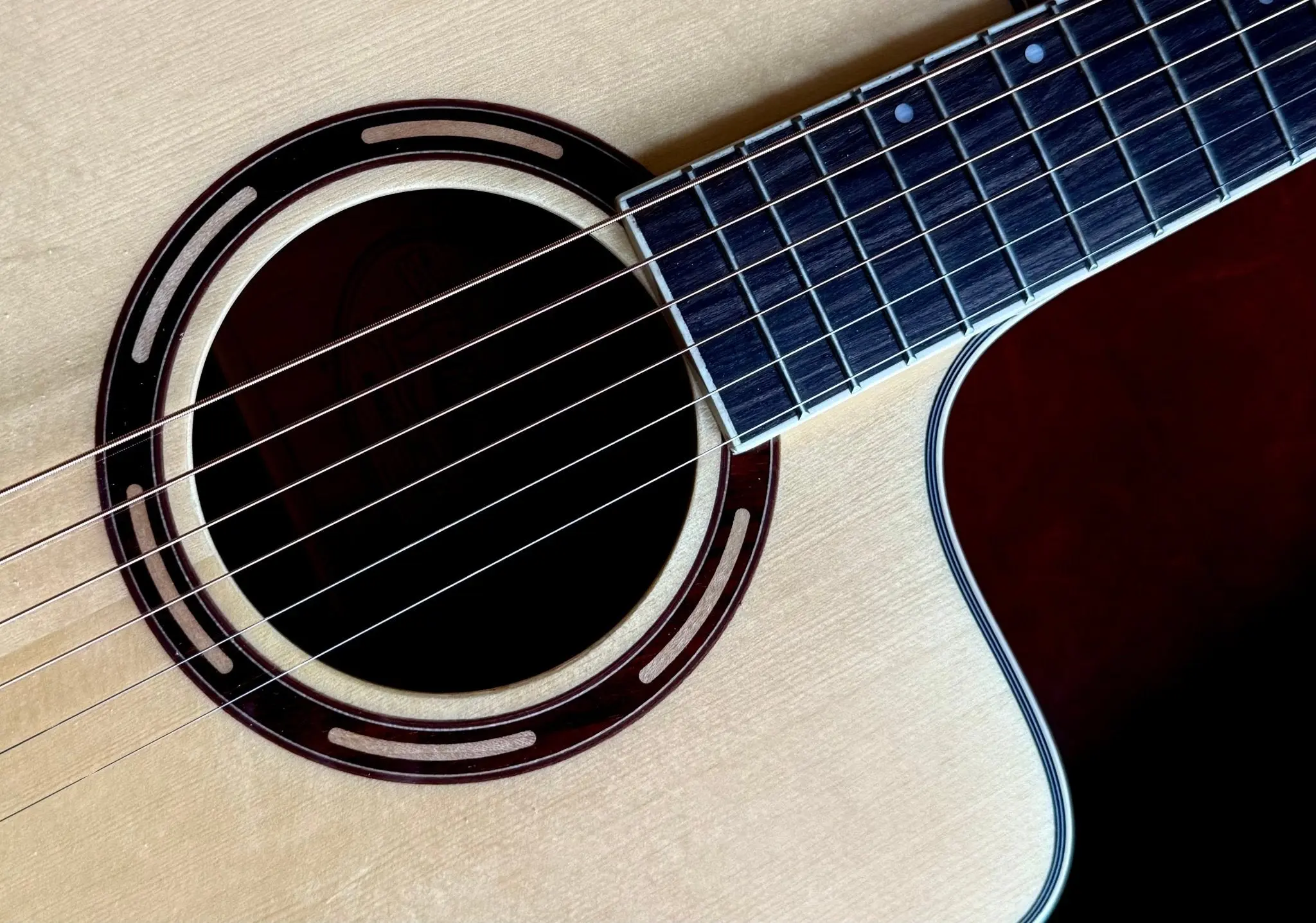 Washburn AG40CE Grand Auditorium - Natural Electro Acoustic Guitar w' £225 Custom Pro Setup Package Included - Image 9