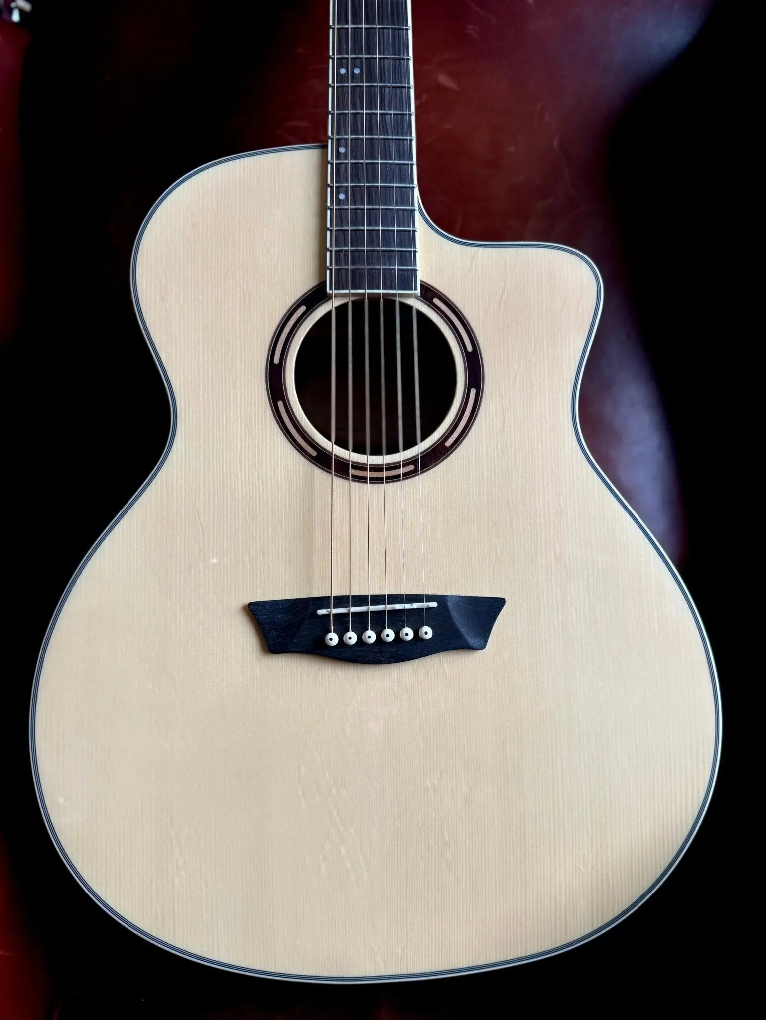 Washburn AG70CE Grand Auditorium - Natural Electro Acoustic Guitar w' £225 Custom Pro Setup Package Included - Image 13