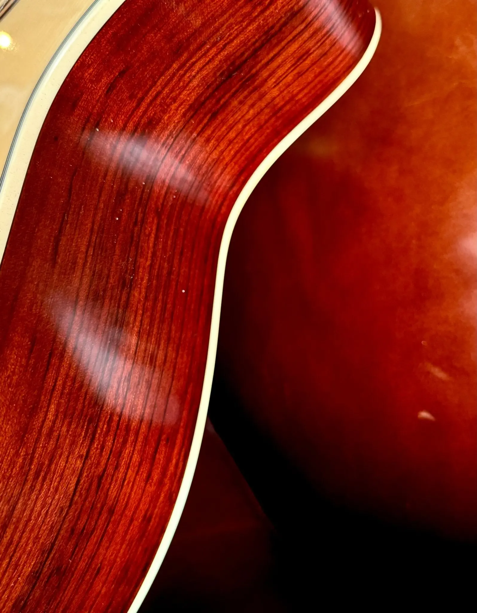 Washburn AG70CE Grand Auditorium - Natural Electro Acoustic Guitar w' £225 Custom Pro Setup Package Included - Image 4