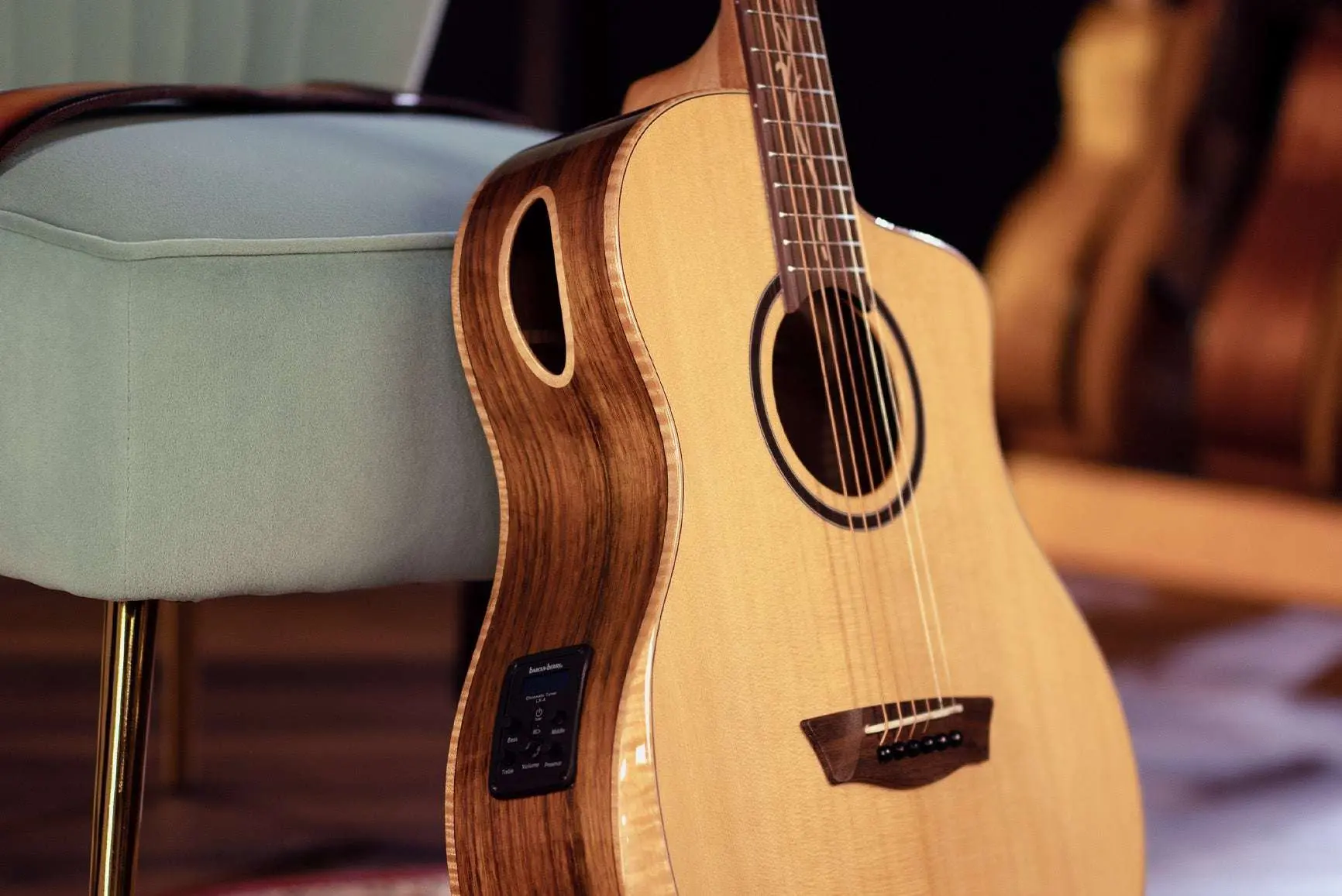 Washburn Bella Tono SUPREMA SC40SCE - Natural - NEW 2025 Electro Acoustic Guitar - Image 3