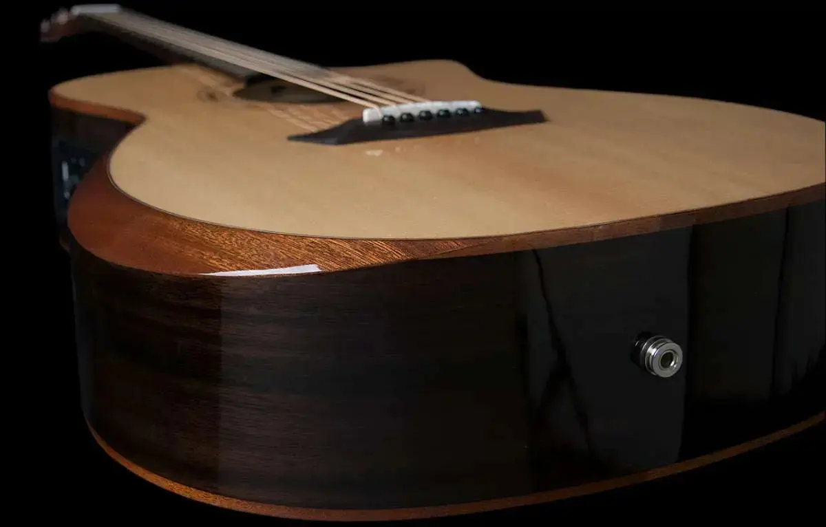 Washburn G20SCE - Grand Auditorium - Natural Electro Acoustic Guitar - Image 8