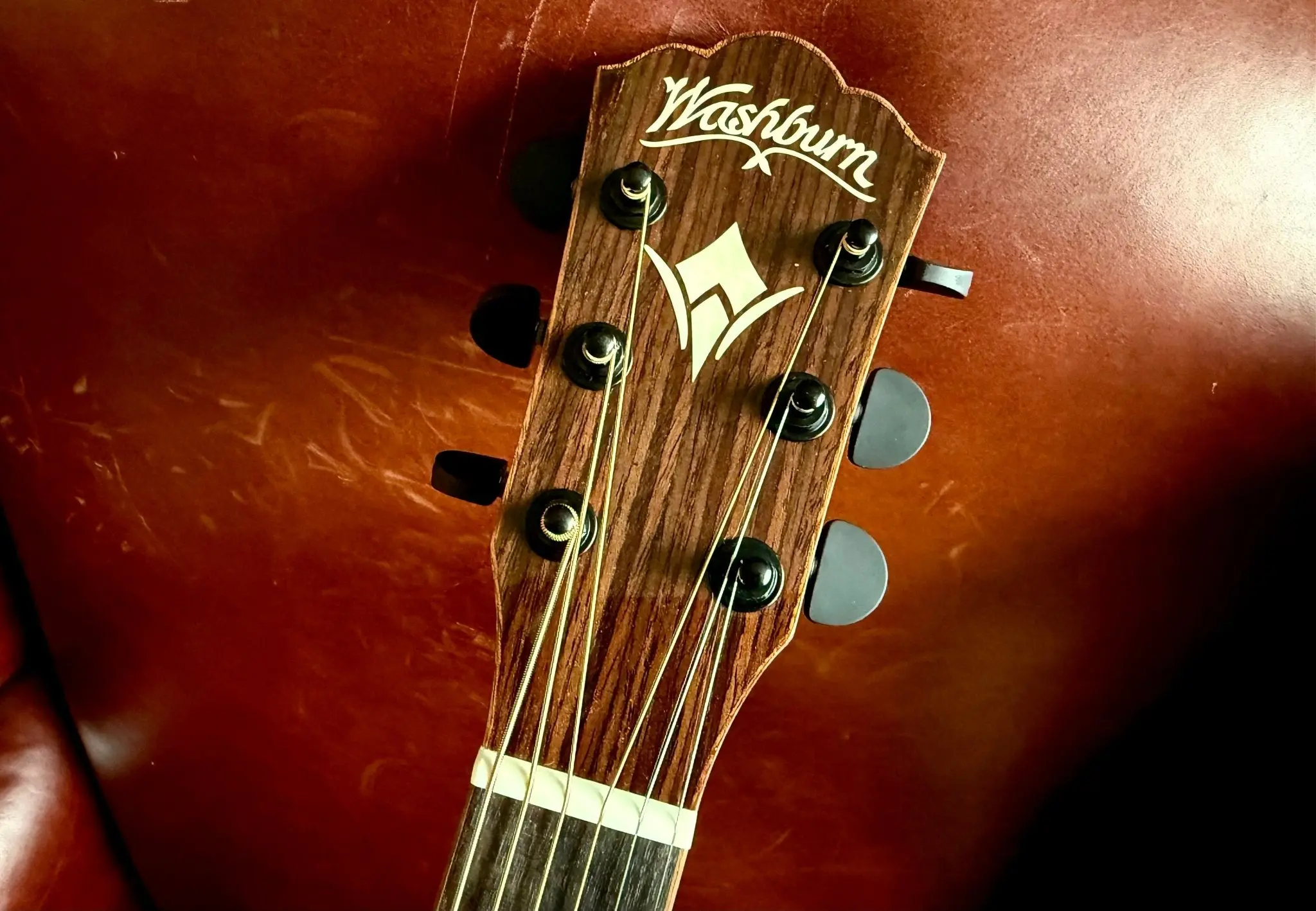 Washburn G25SCE w/CASE - Grand Auditorium - Natural Electro Acoustic Guitar - Image 10