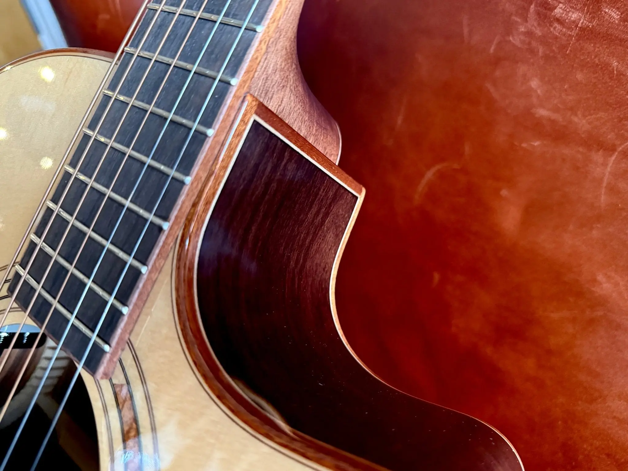 Washburn G25SCE w/CASE - Grand Auditorium - Natural Electro Acoustic Guitar - Image 13