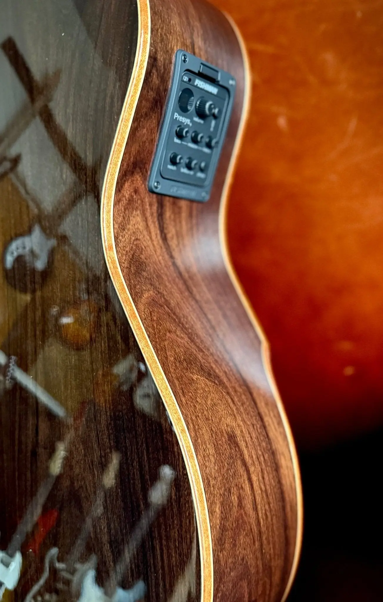 Washburn G25SCE w/CASE - Grand Auditorium - Natural Electro Acoustic Guitar - Image 9