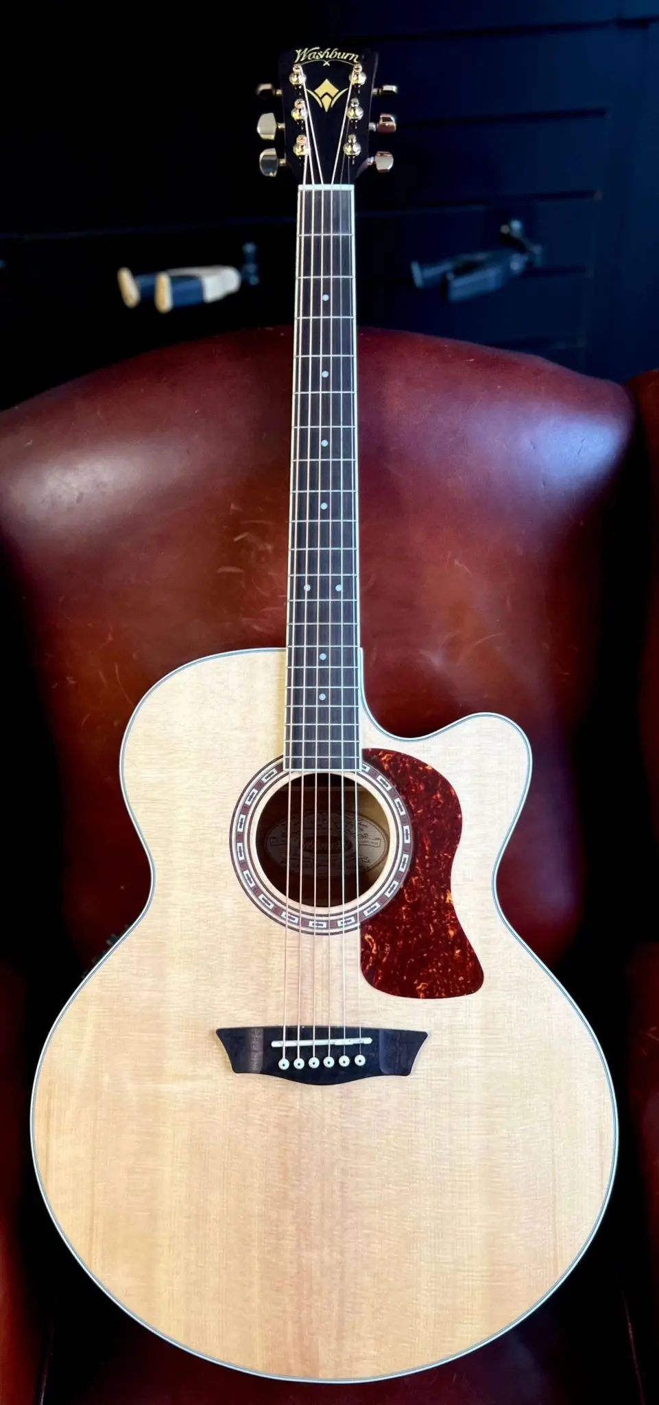 Washburn HJ40SCE Jumbo w' Flamed Maple Back & Sides.  £225 Custom Pro Setup & Support Package Included - Image 24